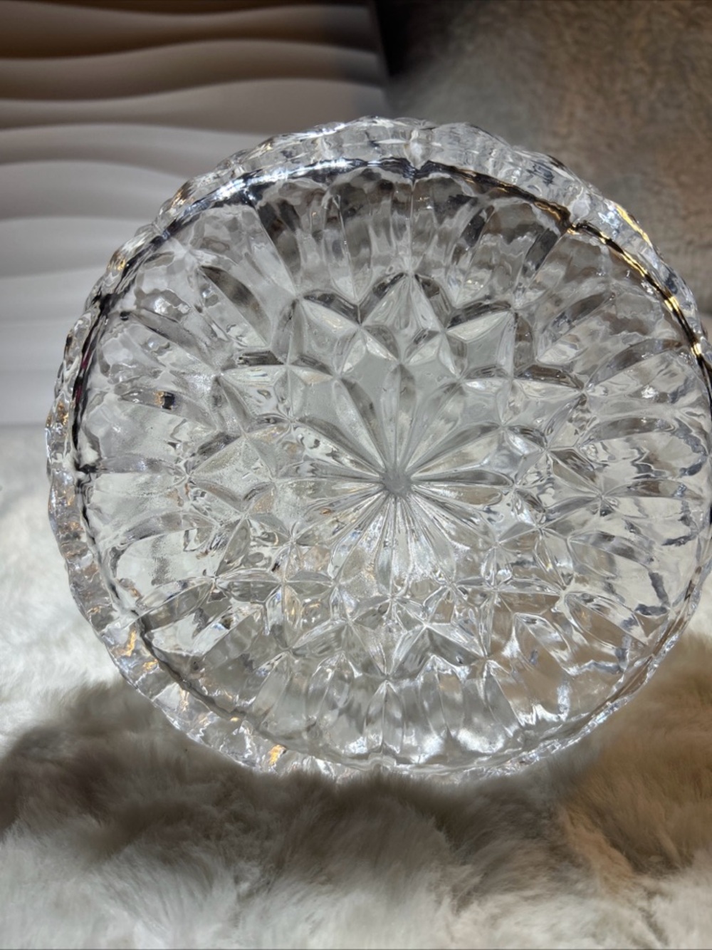 Vintage Captain's Ship Decanter -Wine-Liquor -Heavy Diamond Cut Glass 11" x 7.5” - Picture 4 of 11